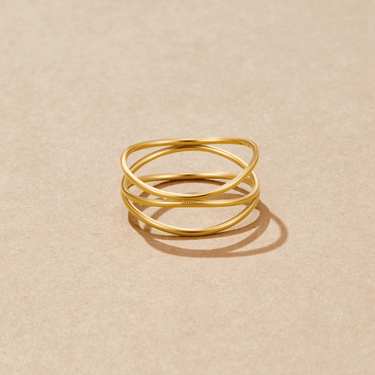 Alicia - Elegant Gold Ring