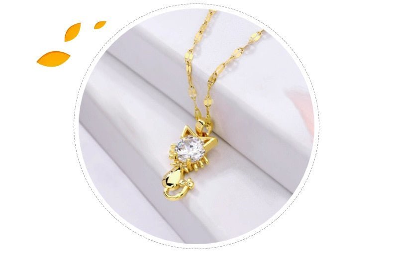 Kitty™ — Gold - plated cat necklace with zircon