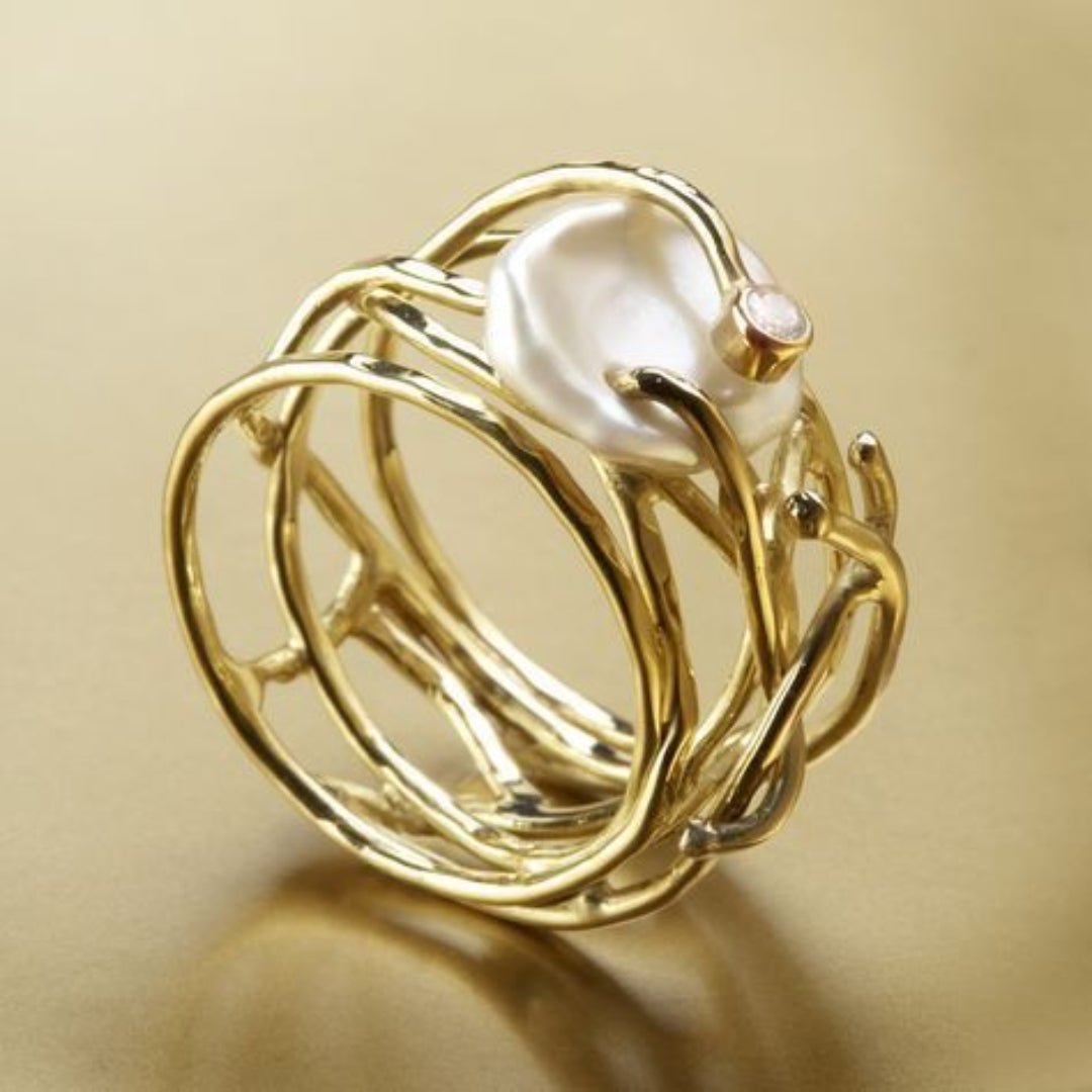 Nuria - Elegant Slim Gold Ring with Pearl Accent