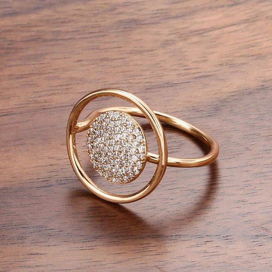 Stunning Ladies' Ring adorned with Full - Coverage Cubic Zirconia in 585 Rose Gold