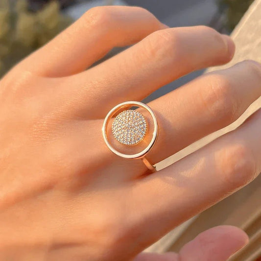 Stunning Ladies' Ring adorned with Full - Coverage Cubic Zirconia in 585 Rose Gold