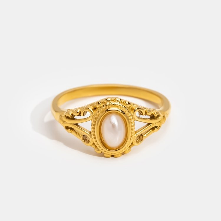 Aitana - Classic Pearl Vintage Ring