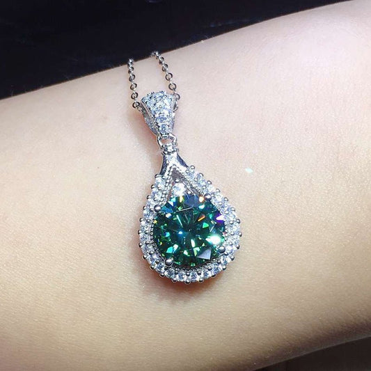 Alindra Voselle White Gold Collar