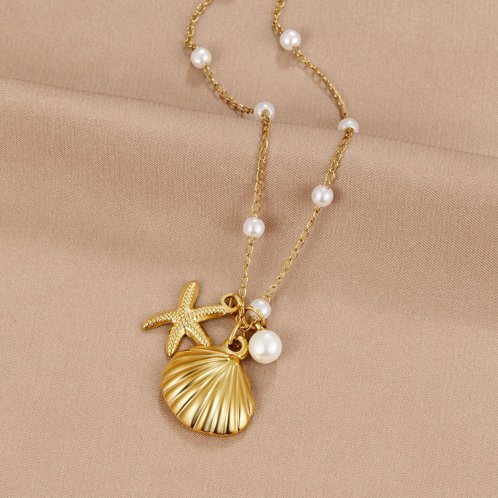 Aria Seashell Charm Necklace