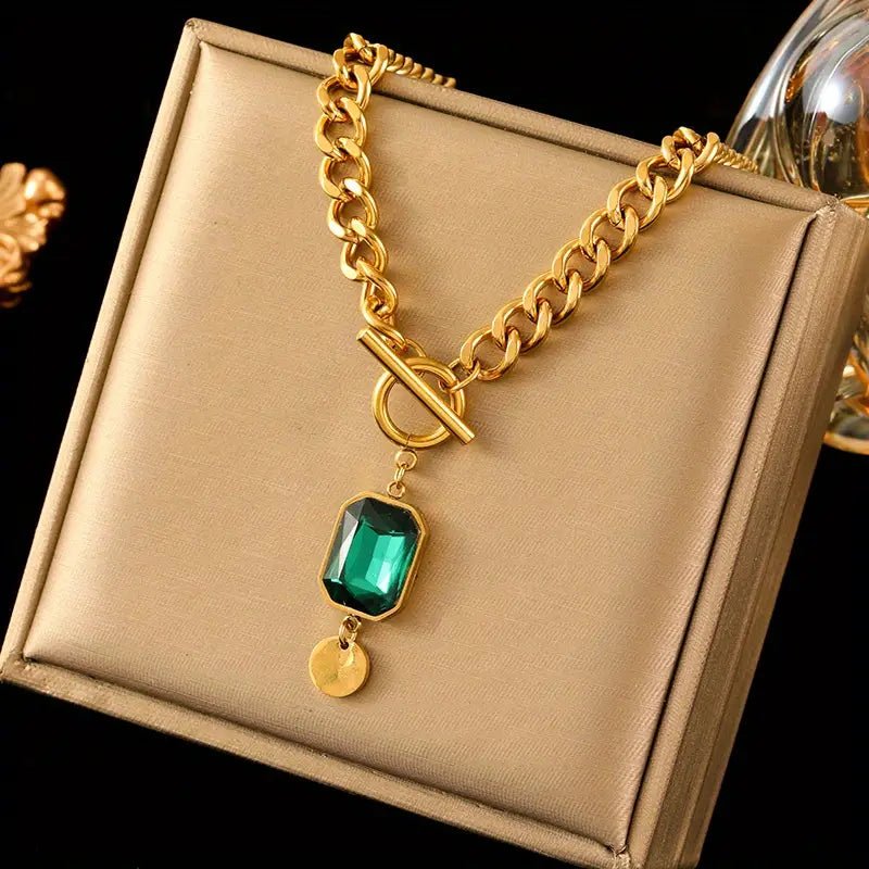 Bold Emerald Pendant Necklace | Gold