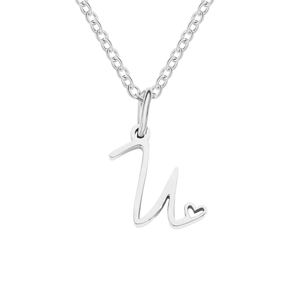 Collar con corazón de letras en tono plateado