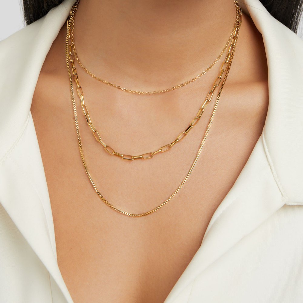 Elegant Mila Link Necklace