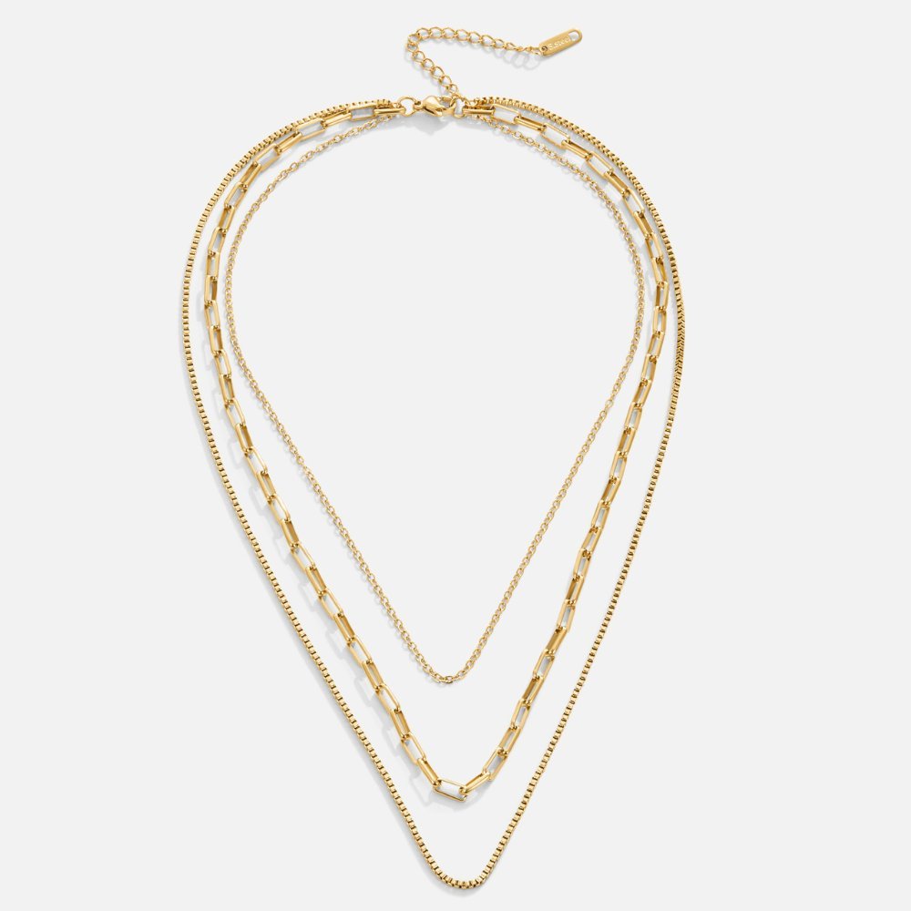 Elegant Mila Link Necklace