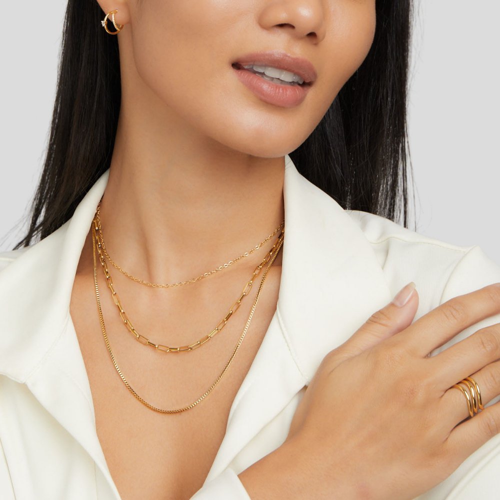 Elegant Mila Link Necklace
