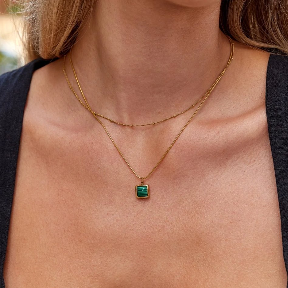 Elegant Niyah Gold Necklace