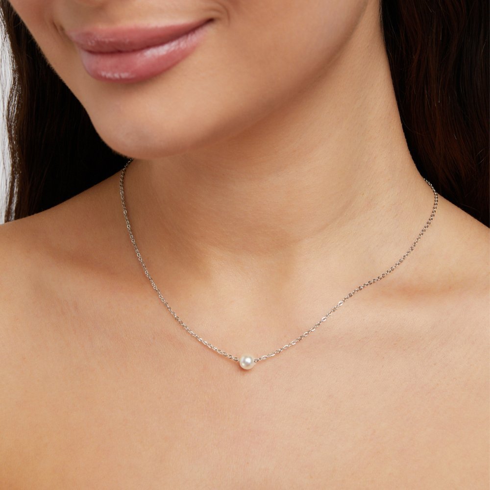 Elegant Silver Pearl Solitaire Necklace