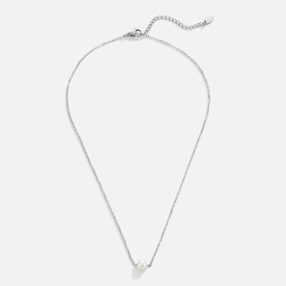 Elegant Silver Pearl Solitaire Necklace