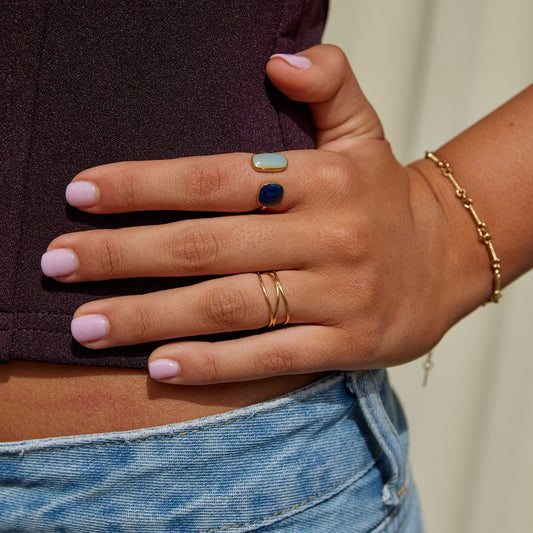 Embrace Ring with Aquamarine