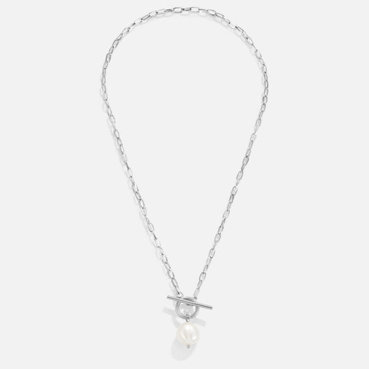 Eva Silver Chain Necklace Adorned with Freshwater Pearls