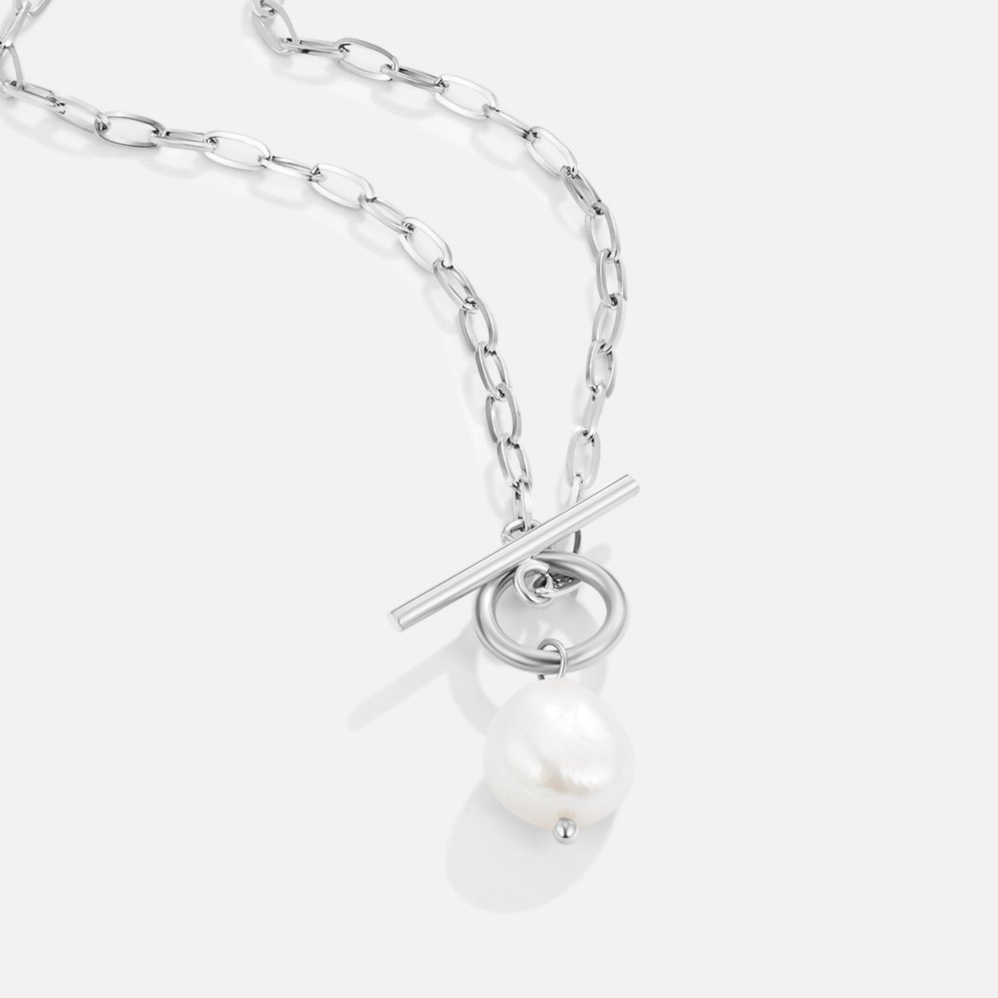 Eva Silver Chain Necklace Adorned with Freshwater Pearls