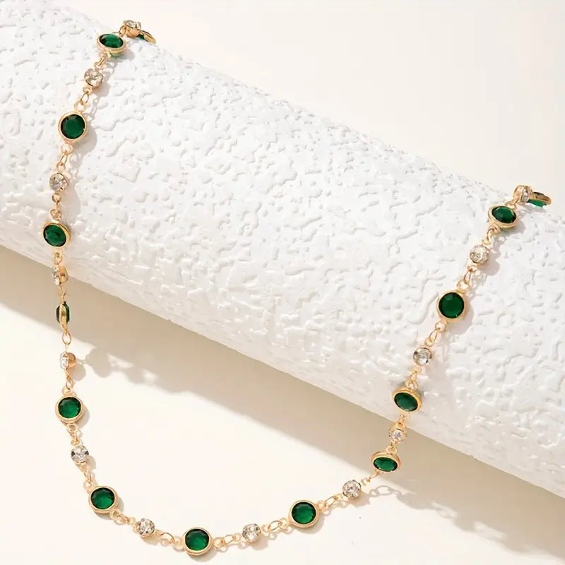 Gold Elira Vescari Collar