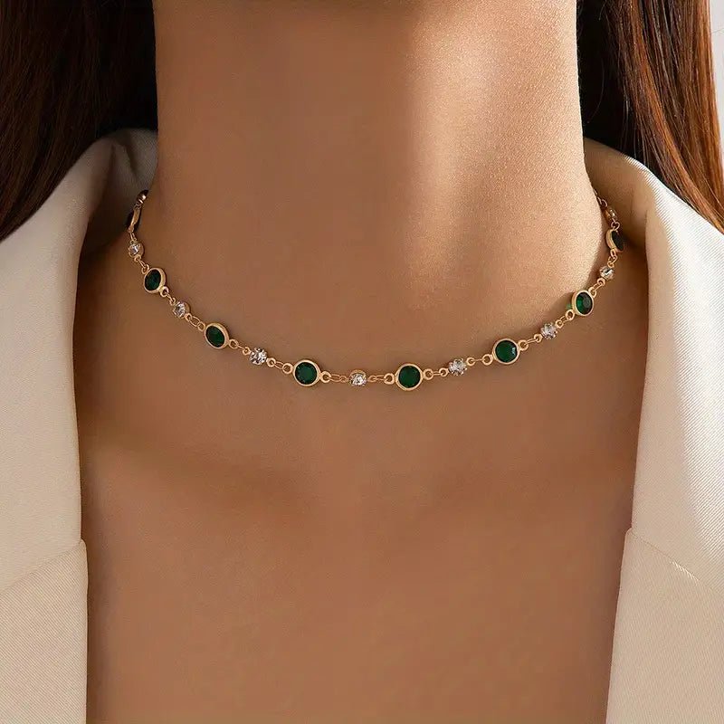 Gold Elira Vescari Collar