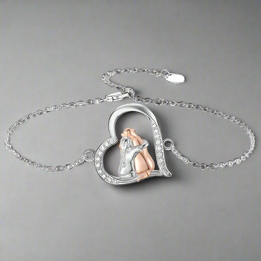 Hug™ — Delicate dog charm bracelet