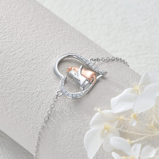 Hug™ — Delicate dog charm bracelet