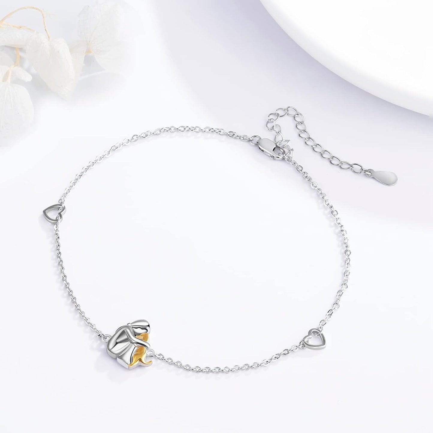 Lucky™ — Adjustable dog charm bracelet