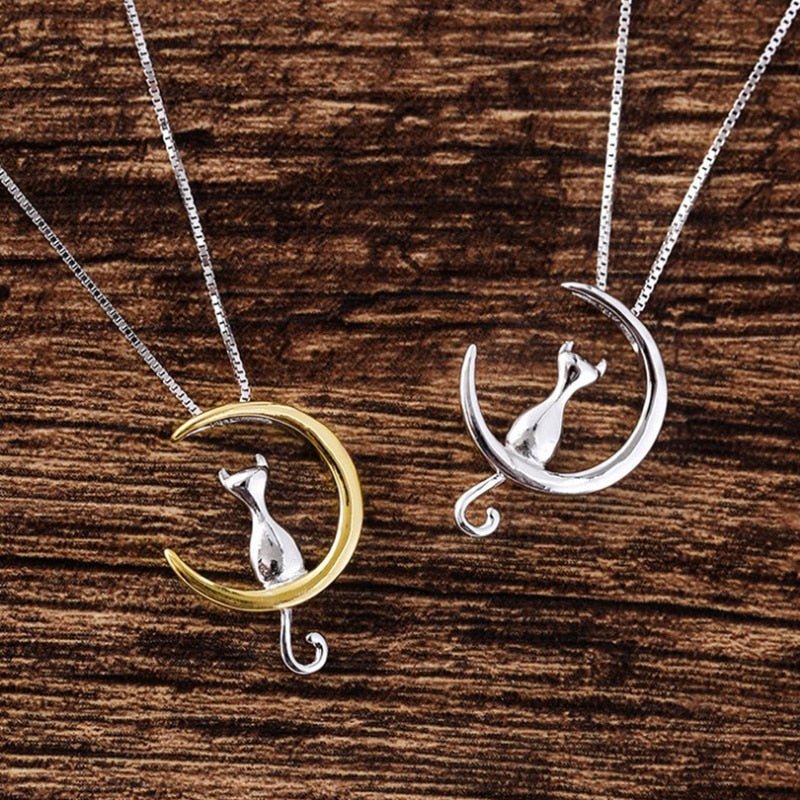 Luna™ — Crescent moon and cat elegant necklace
