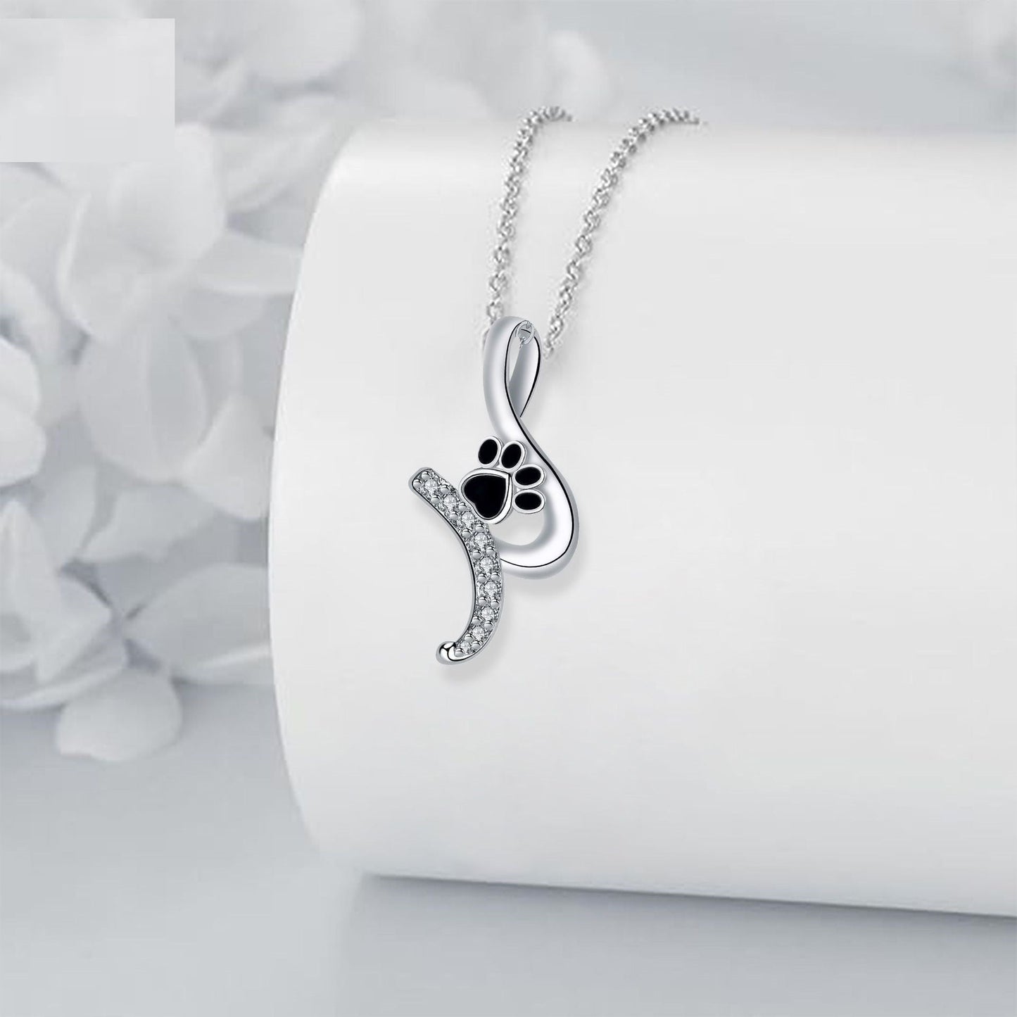 Piper™ — Cute paw print pendant necklace