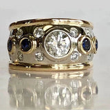 Retro Gold Ring with Zirconia Inlay