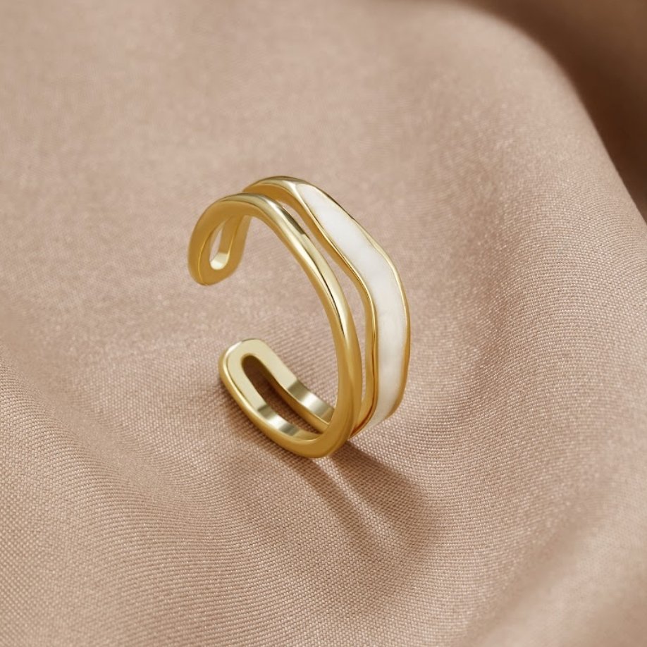 Sahara Gold Ring with Layers