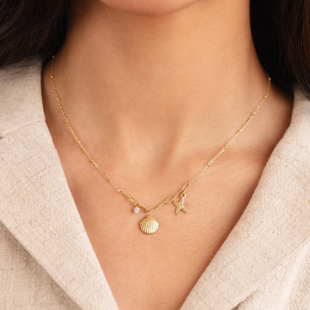 Starfish Pendant Necklace with Golden Shell