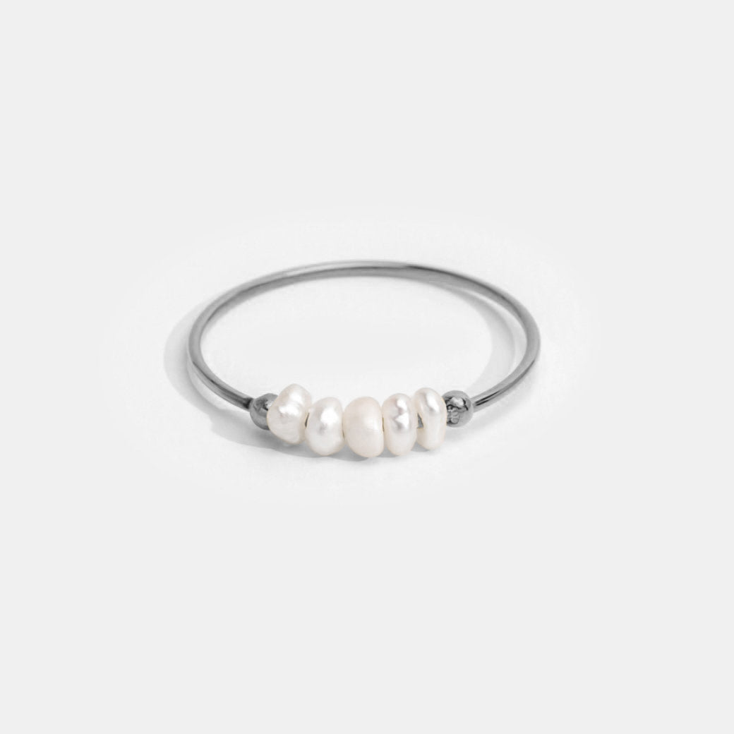 Timeless Silver Ring Adorned with Freshwater Pearls
